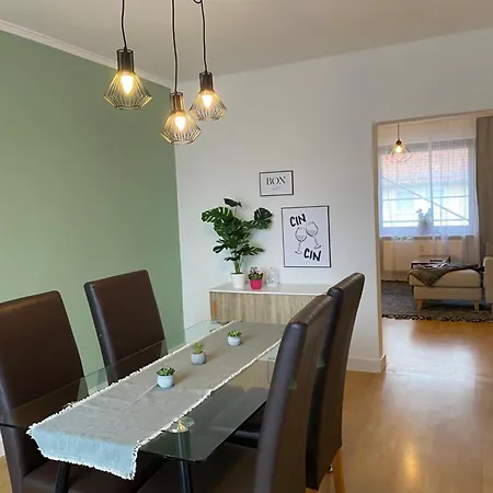 아파트 Gemuetliche Und Charmante Maisonette In 하멜른